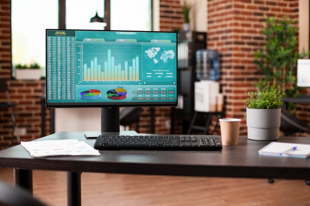 האמת שחברות הביטוח לא מספרות לכם על ניהול השקעות